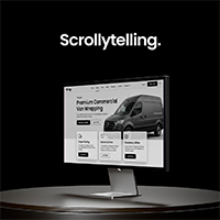 Monitor met een website erop afgebeeld met het woord scrollytelling erboven